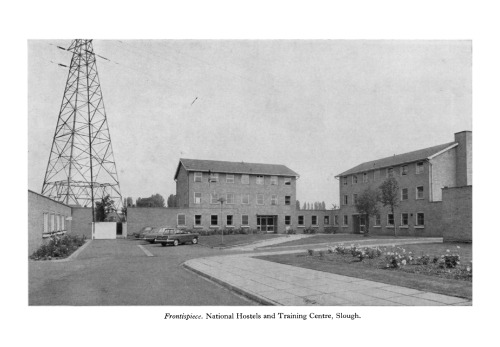 نوجوانان دارای معلولیت ذهنی. پروژه Slough جامعه ملی کودکان مبتلا به اختلالات روانی: یک گام تجربی در جهت زندگی در جامعه