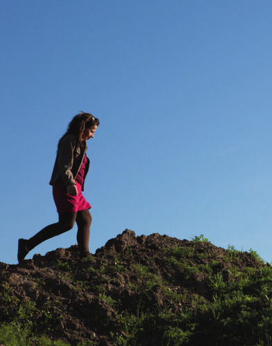 ﻿حجم نور: هنر و منظره اثر مونیکا گورا