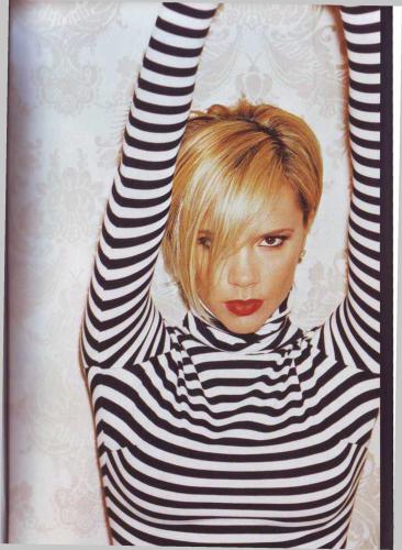 ﻿آن نیم اینچ اضافی: مو، پاشنه و همه چیز در این بین