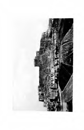 ﻿دورهمی و تحصیل در یونان