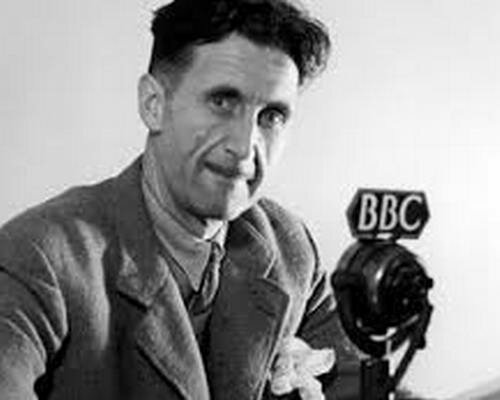 ﻿شیر و اسب شاخدار و مقالات دیگر