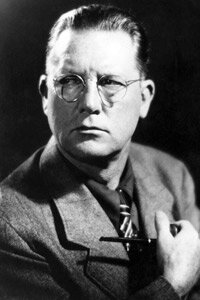 ﻿کارنادا اغواگر