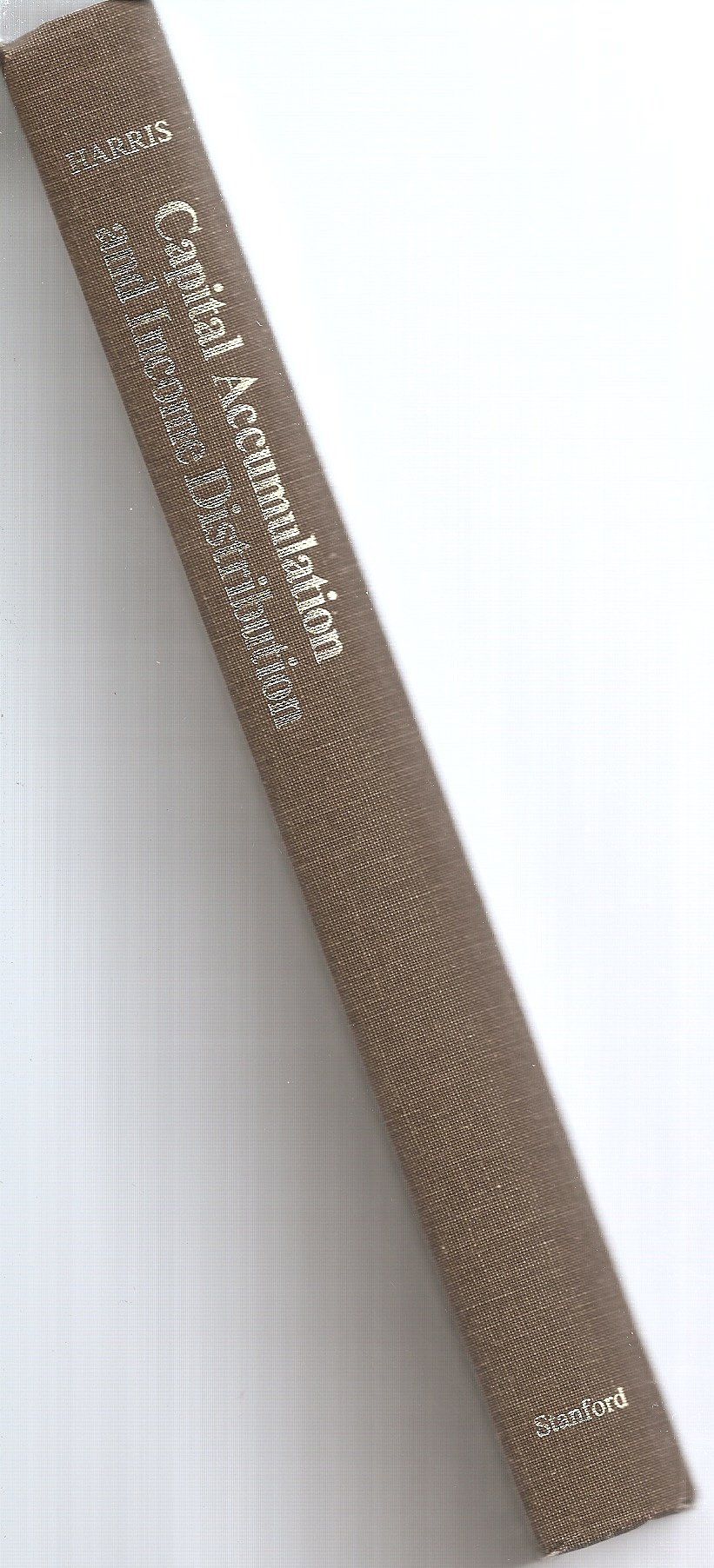 ﻿انباشت سرمایه و توزیع درآمد