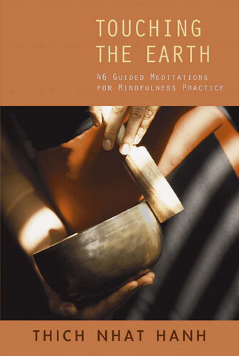 ﻿لمس زمین: 46 مدیتیشن هدایت شده برای تمرین ذهن آگاهی