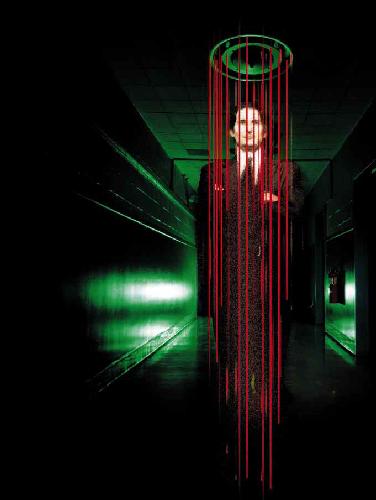 علمی آمریکایی (آوریل 2000)