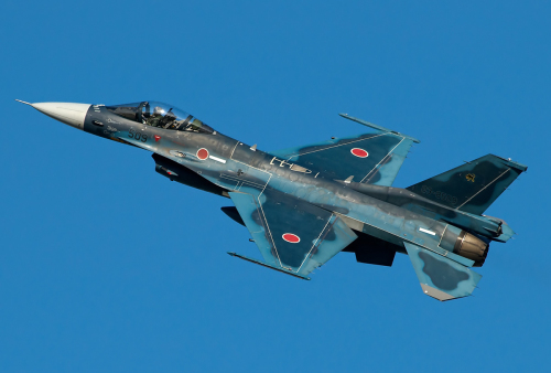 ﻿جنگنده بمب افکن ژاپنی - میتسوبیشی F-2