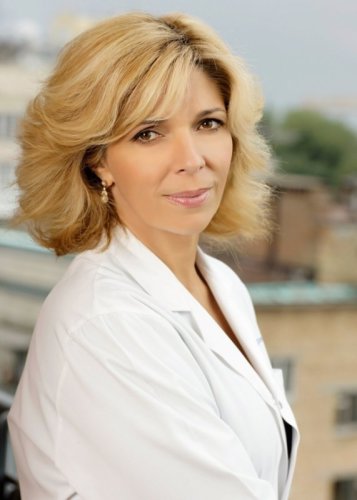 Виховний захід на тему: Я вибрала долю собі сама… (Життєвими шляхами Ліни Костенко)