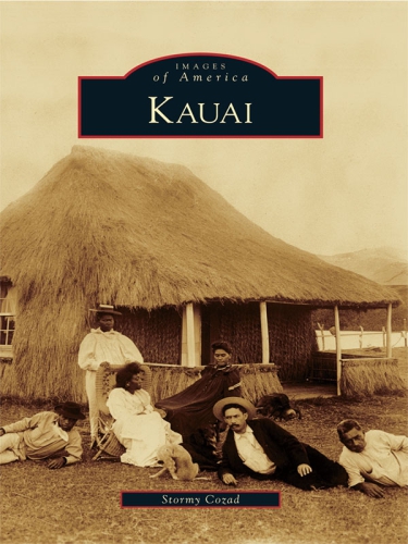 Kauai: 100 years in postcards
