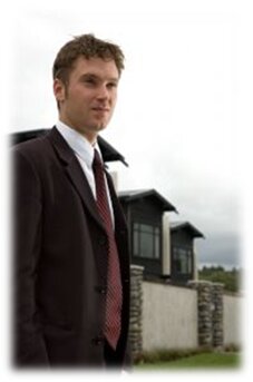 How to Become a Real Estate Agent: Strategies for Success