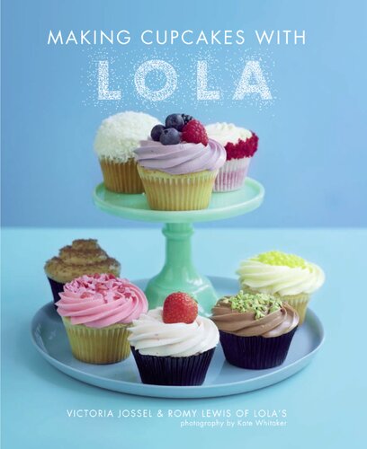 Making Cupcakes with Lola