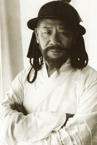 Voices Carry: Behind Bars and Backstage during China's Revolution and Reform (Asian Voices)