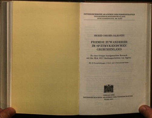 Fremde Zuwanderer im spätmykenischen Griechenland. Zu einer Gruppe handgemalter Kermamik aus den mykenischen III-C-Siedlungsschichten von Aigeira.  
